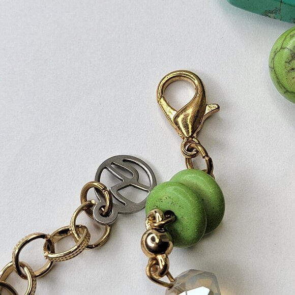 Green Glass Bead Long Necklace - Picture 10 of 12